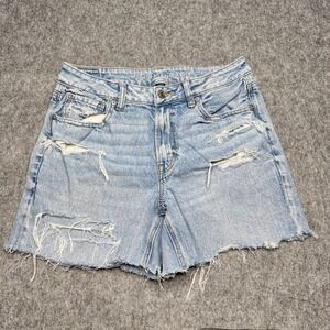 American Eagle Denim Shorts Ripped Distressed Mom Jeans Light Wash Casual size 8